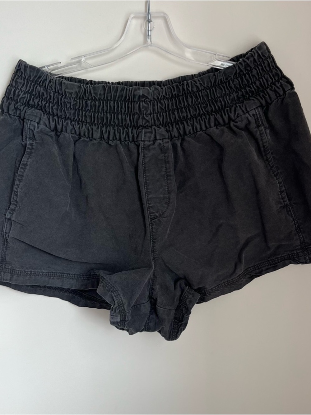Aerie Babewatch High Waisted Pull On Short in Smoked Gray Charcoal Size Large